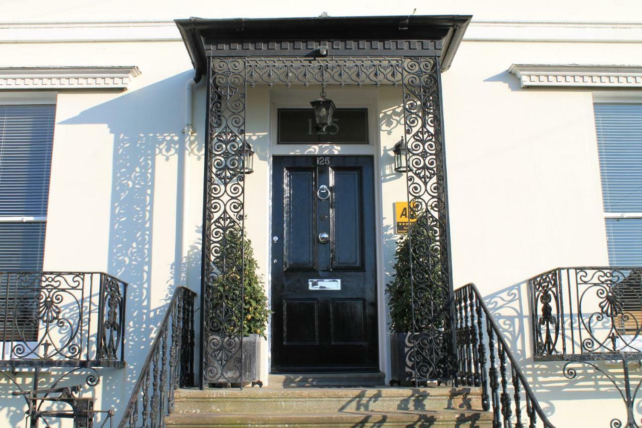 The Battledown Hotel Cheltenham Buitenkant foto
